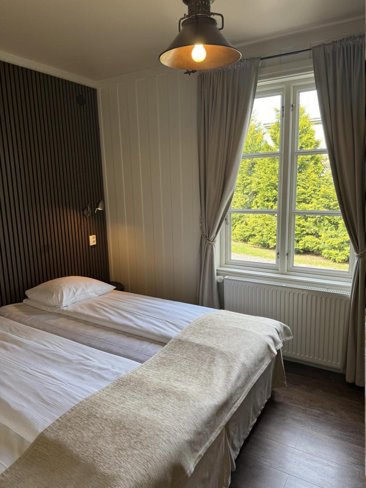 Hotel Tanum Gestgifveri Tanumshede Kültér fotó
